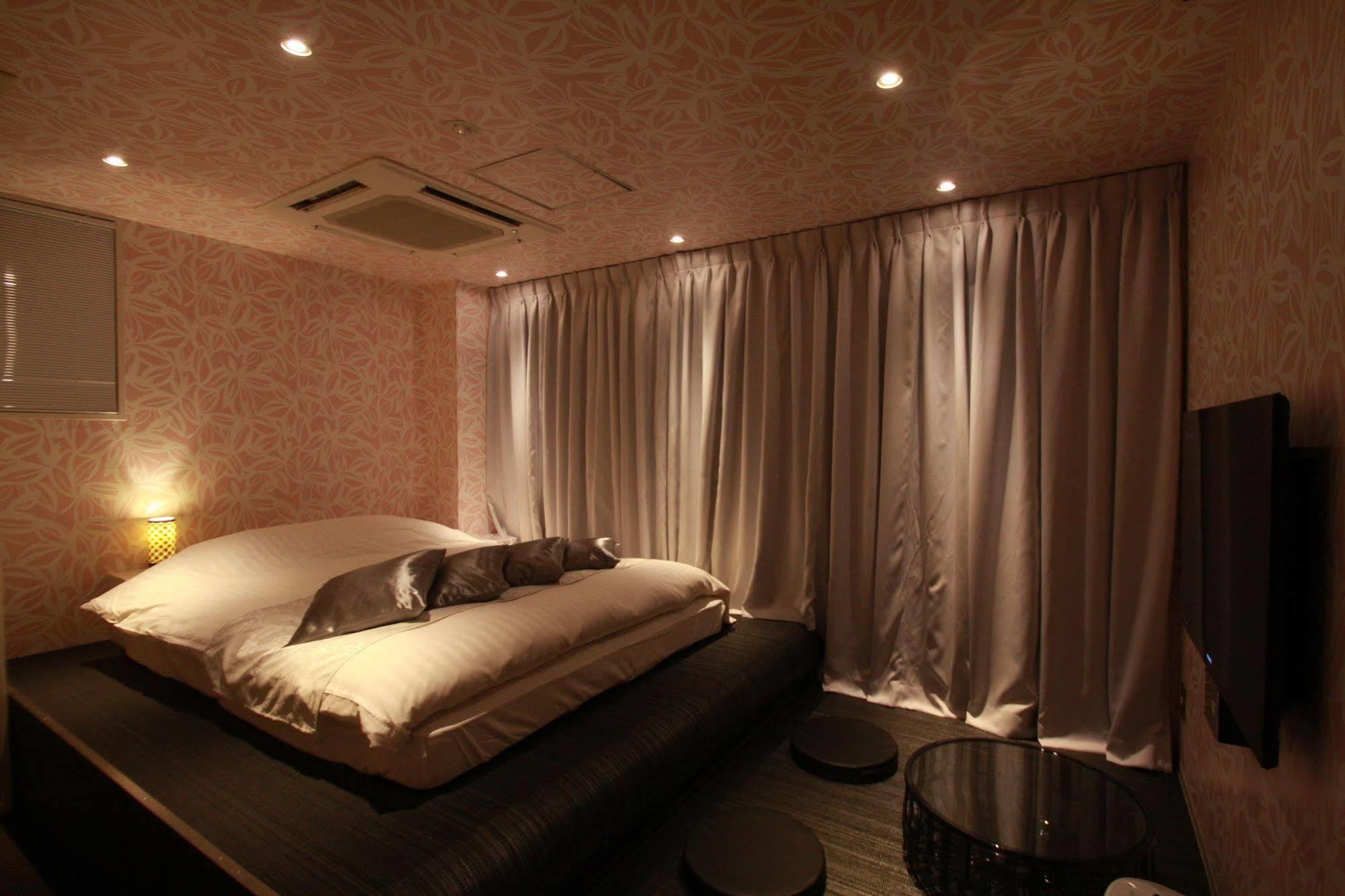 Hotel Edoyado (Adults Only) Токио Экстерьер фото